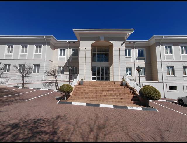 2,415M² OFFICE TO LET IN BRYANSTON
